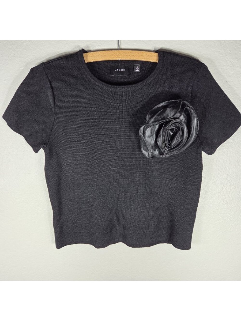 Cyrus Black Knit Top Short Sleeve Prominent Satin Rosette Detail Size S